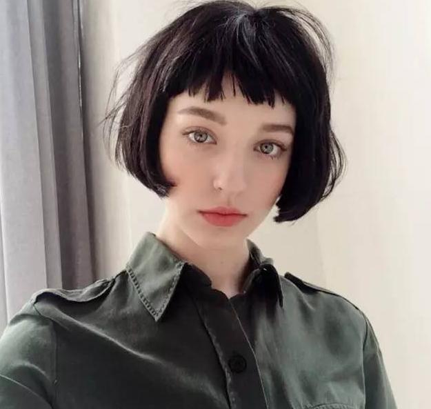 俄罗斯版爱情麻辣烫：爱普京，更爱安吉丽娜